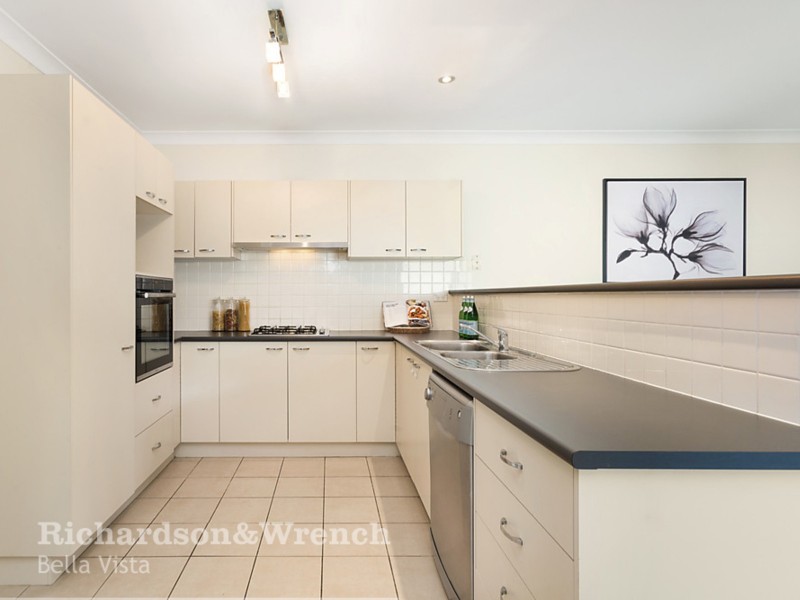 15 Islington Road, Stanhope Gardens NSW 2768