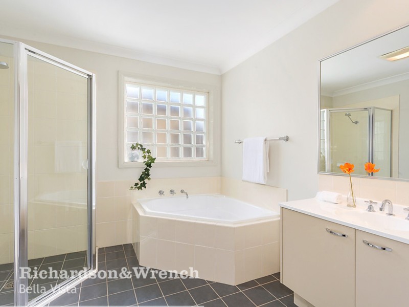 15 Islington Road, Stanhope Gardens NSW 2768