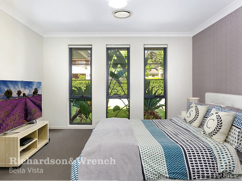 9 Picnic Street, The Ponds NSW 2769