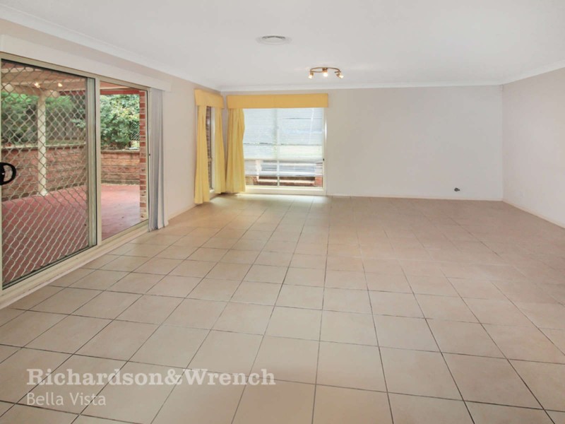 33 Softwood Avenue, Beaumont Hills NSW 2155