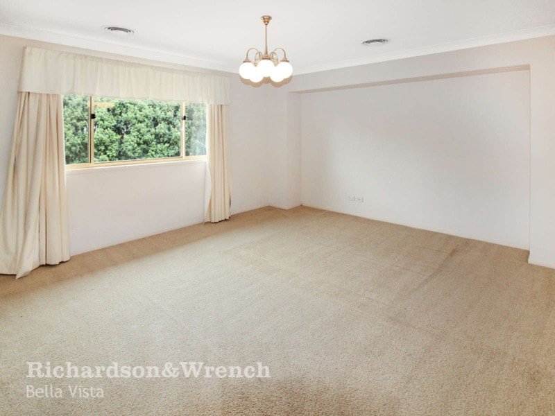 33 Softwood Avenue, Beaumont Hills NSW 2155