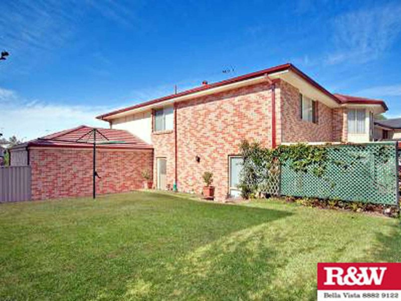 33 Softwood Avenue, Beaumont Hills NSW 2155