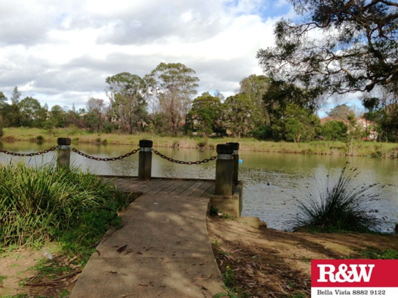 33 Softwood Avenue, Beaumont Hills NSW 2155