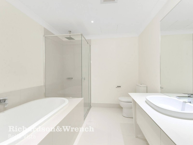 125 Grace Crescent, Kellyville NSW 2155