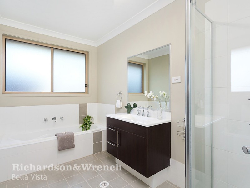 18 Ekala Avenue, The Ponds NSW 2769