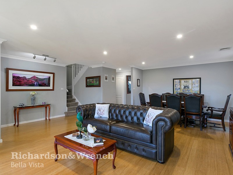 1 Norwin Place, Stanhope Gardens NSW 2768