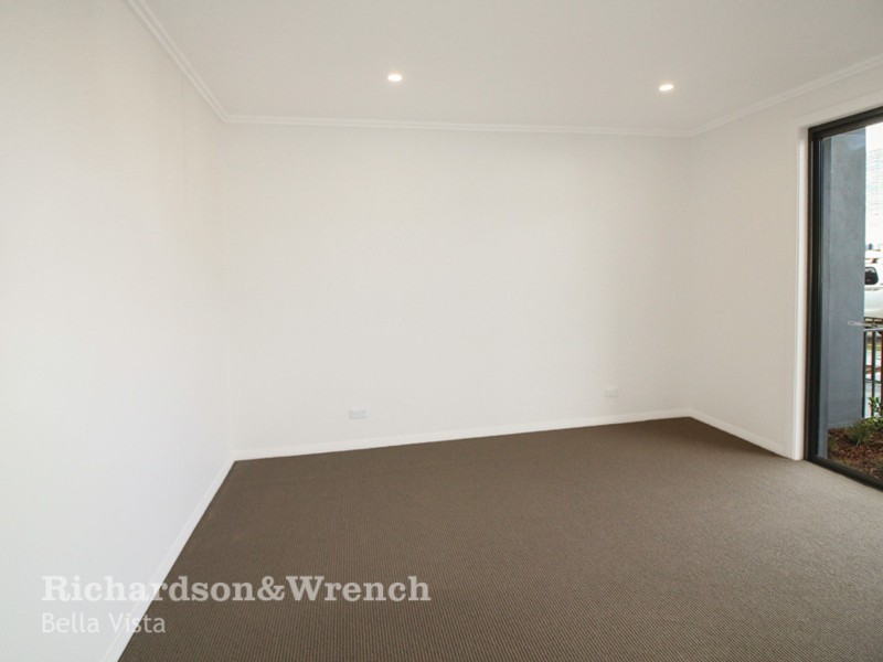 21 Grassland Street, Rouse Hill NSW 2155