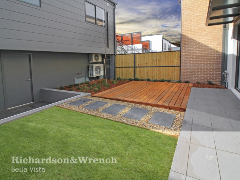 21 Grassland Street, Rouse Hill NSW 2155