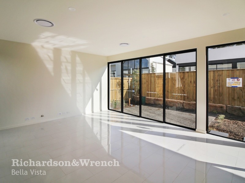 17 Opperman Drive, Kellyville NSW 2155