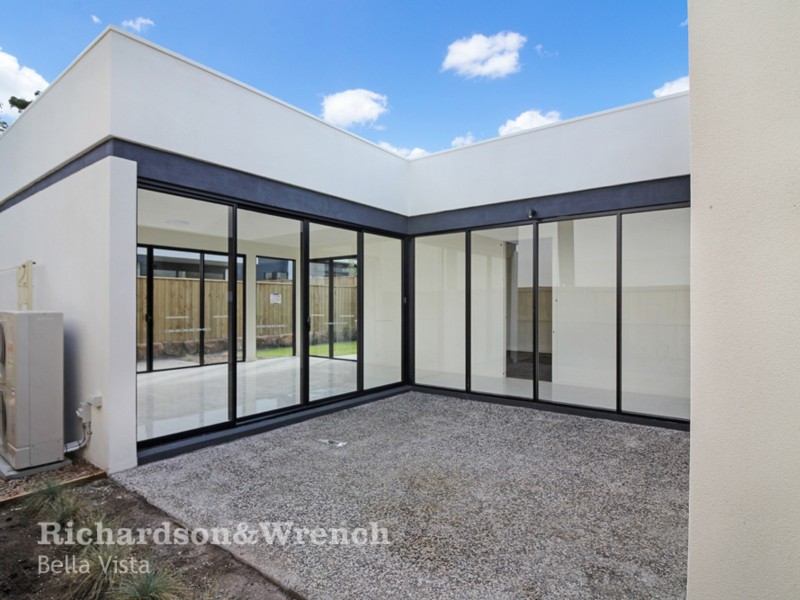 17 Opperman Drive, Kellyville NSW 2155