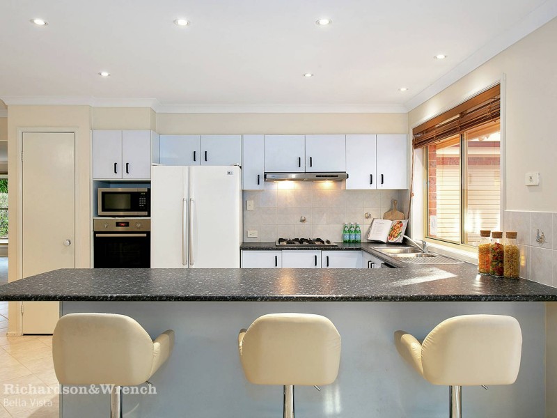 54 Brampton Drive, Beaumont Hills NSW 2155