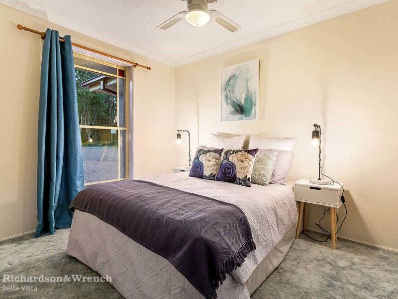 54 Brampton Drive, Beaumont Hills NSW 2155