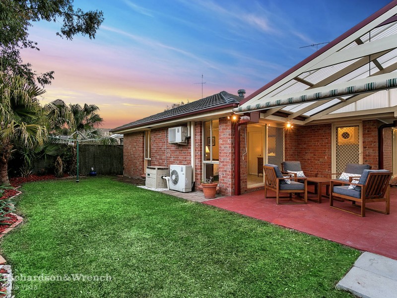 54 Brampton Drive, Beaumont Hills NSW 2155