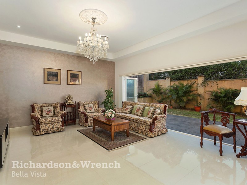 11 Observatory Rise, Bella Vista NSW 2153