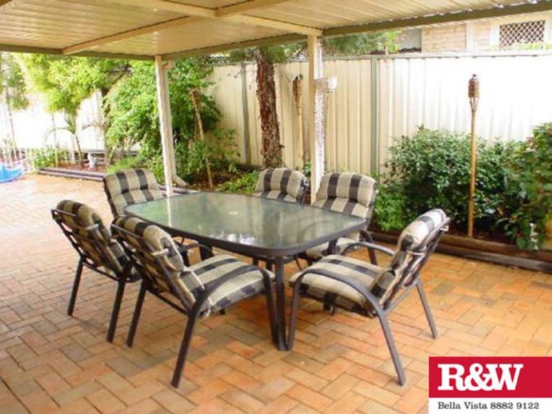 233 Glenwood Park Drive, Glenwood NSW 2768