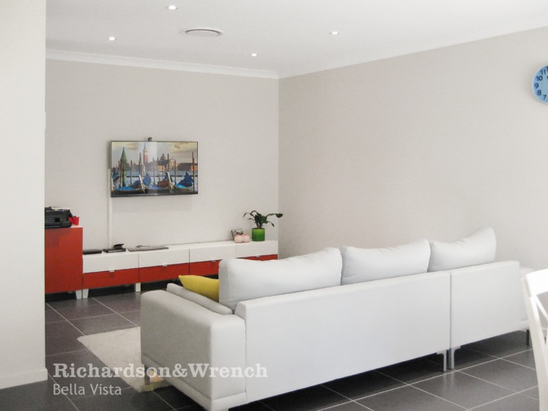 29 Fox Creek Cct, Kellyville NSW 2155