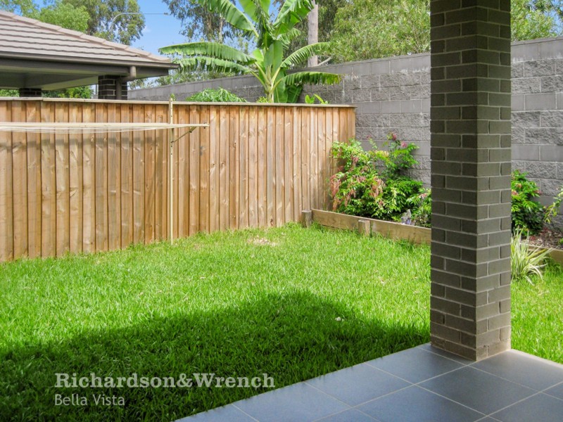 29 Fox Creek Cct, Kellyville NSW 2155