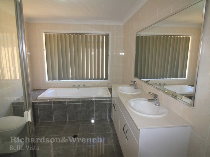 13 Oakvale Avenue, Kellyville Ridge NSW 2155