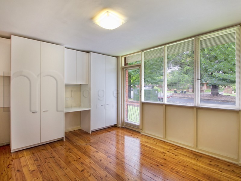 2/191 Croydon Avenue, Croydon Park NSW 2133