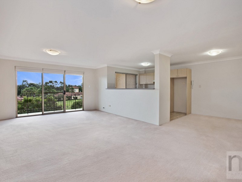 27/11 Settlers Boulevard, Liberty Grove NSW 2138
