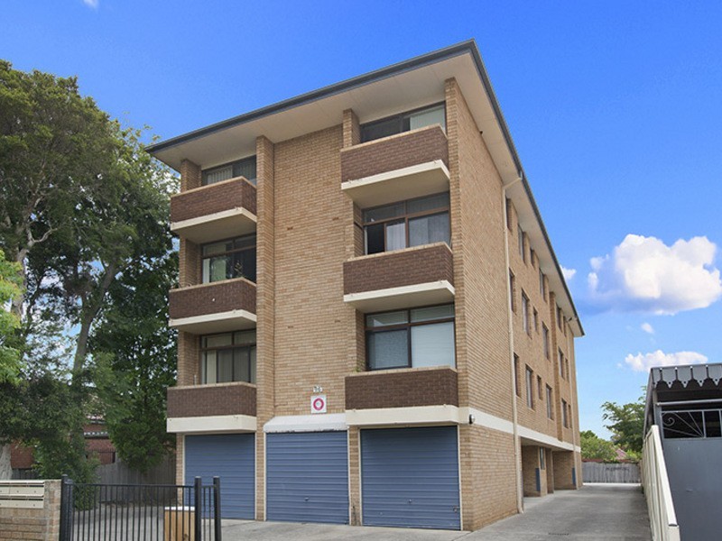 2/96 Macauley Street, Leichhardt NSW 2040
