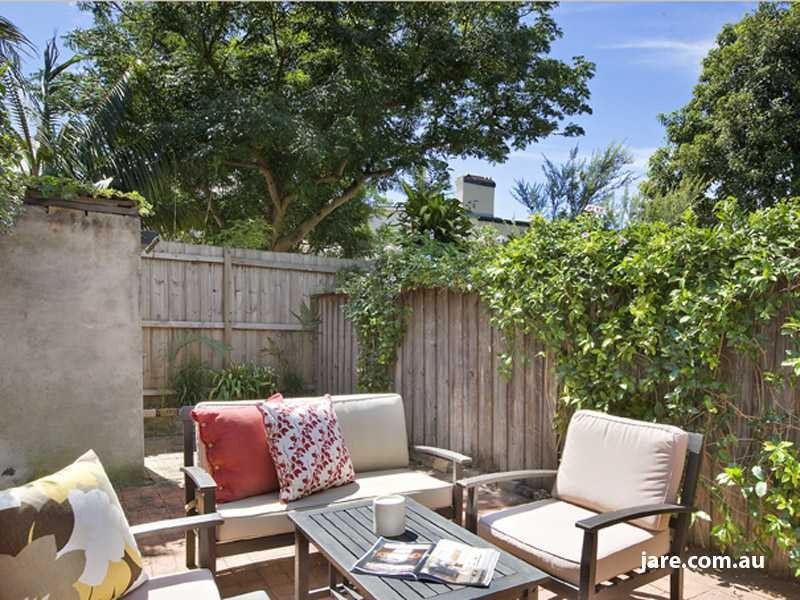 104 Simmons Street, Enmore NSW 2042