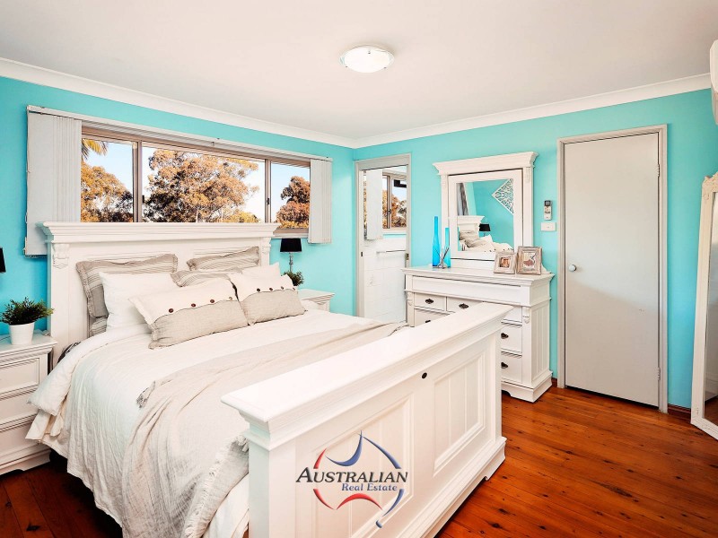 11 Fallon Close, Quakers Hill NSW 2763