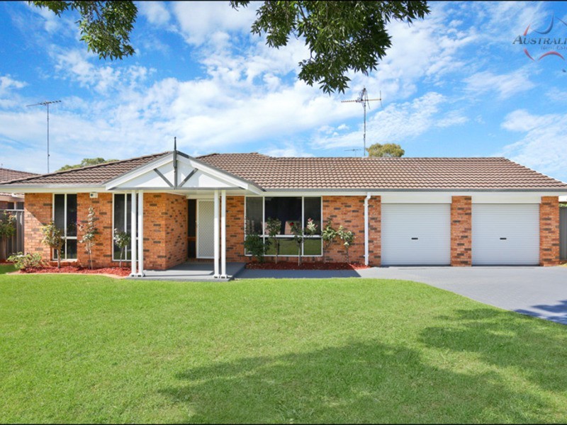 10 Gracelands Drive, Quakers Hill NSW 2763