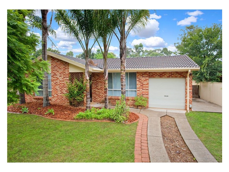 19 Pendley Crescent, Quakers Hill NSW 2763