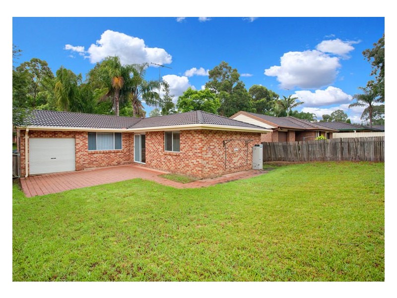 19 Pendley Crescent, Quakers Hill NSW 2763