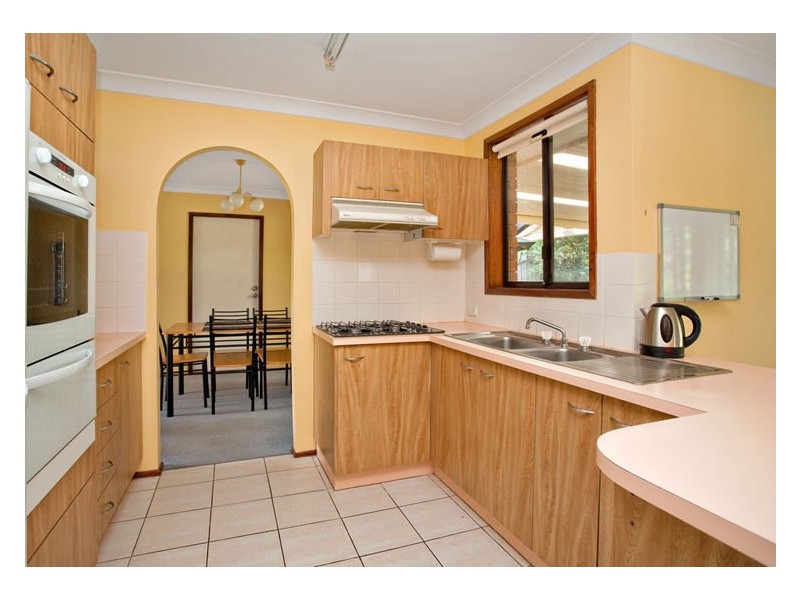 166 Farnham Road, Quakers Hill NSW 2763