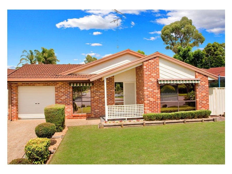 15 Kennington Ave, Quakers Hill NSW 2763