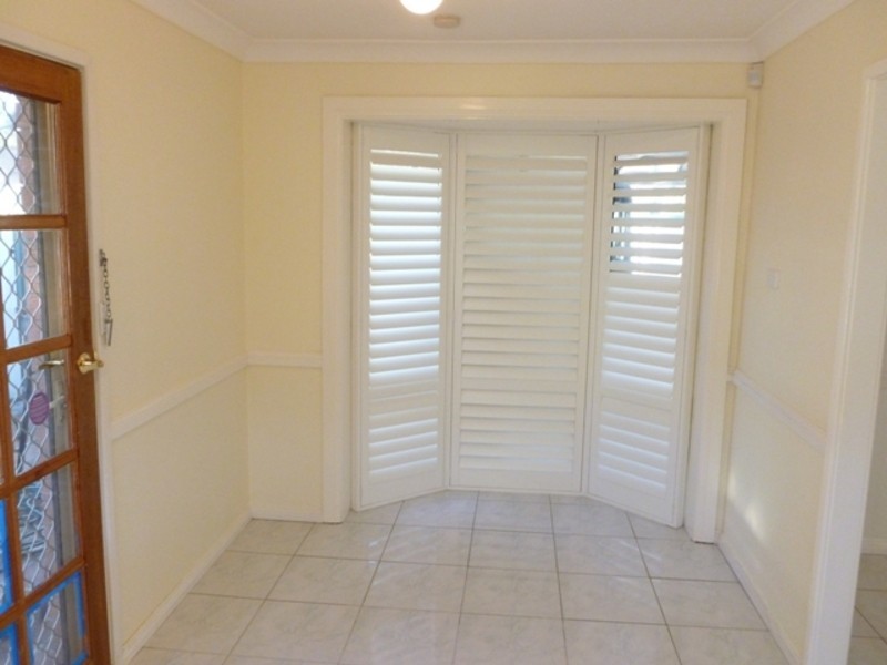 4 Whitby Road, Kings Langley NSW 2147