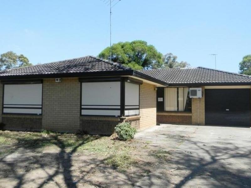 4 Eastern Road, Quakers Hill NSW 2763