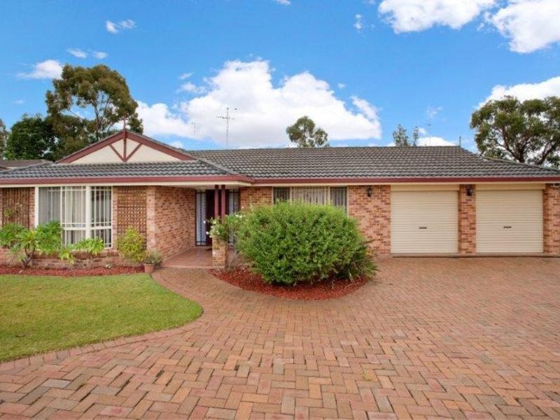 13 Loring Place, Quakers Hill NSW 2763