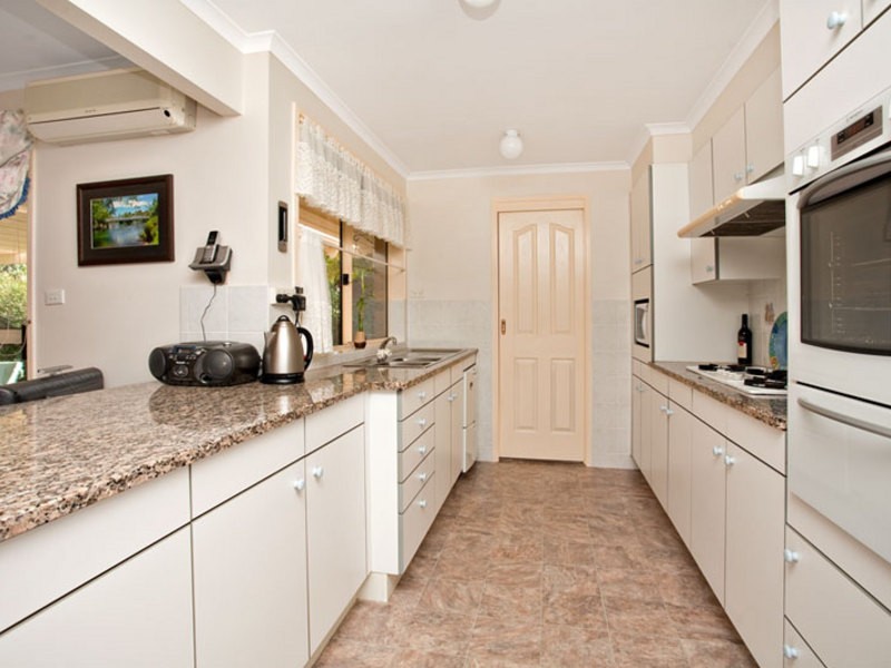 40  Calandra Avenue, Quakers Hill NSW 2763