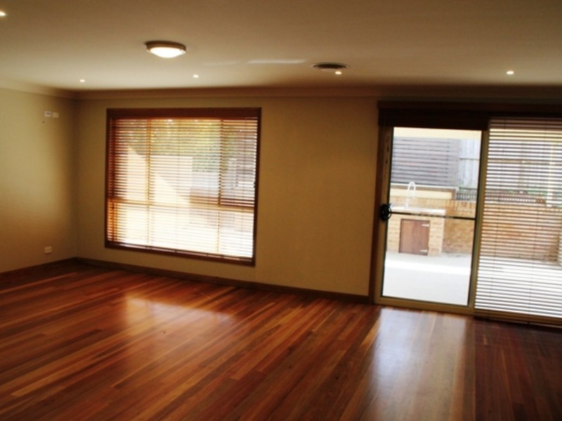 38 Greyfriar Place, Kellyville NSW 2155