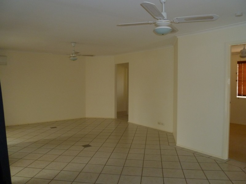 15 Whitehaven Avenue, Quakers Hill NSW 2763