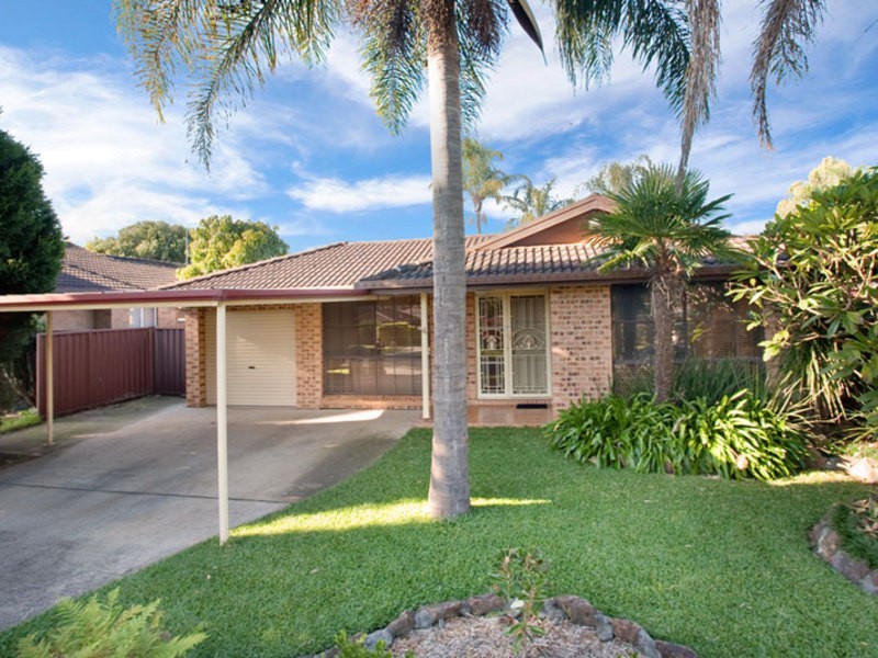 4  Afton Place, Quakers Hill NSW 2763