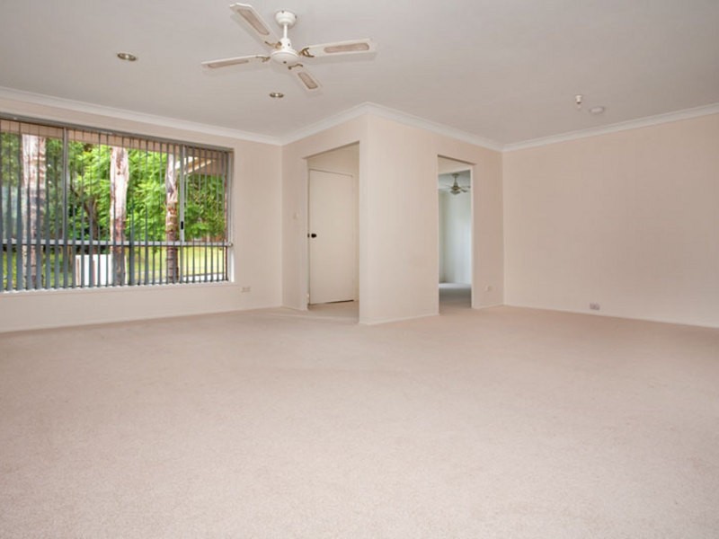 19 Pendley Crescent, Quakers Hill NSW 2763