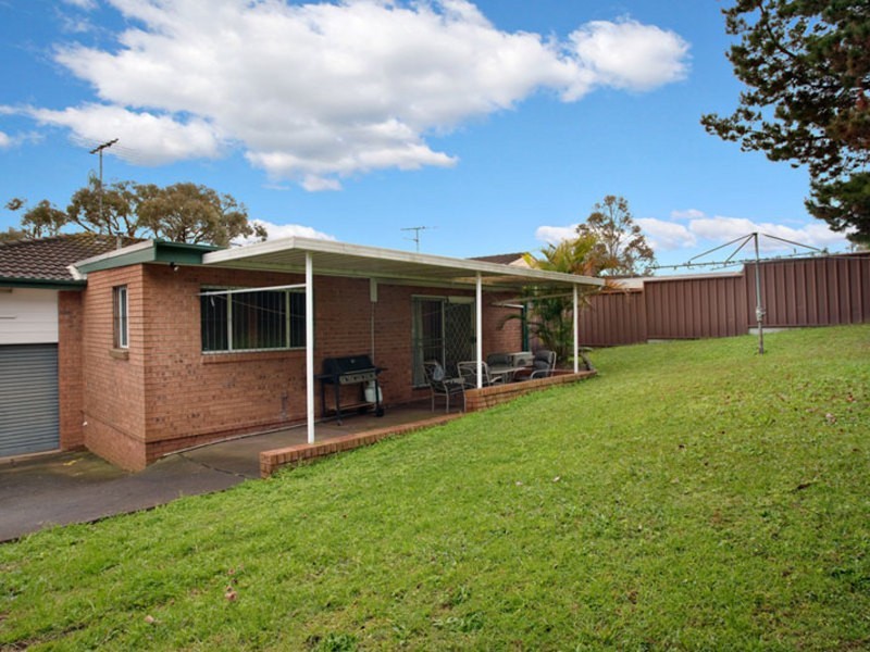 39 Faulkland Crescent, Kings Park NSW 2148