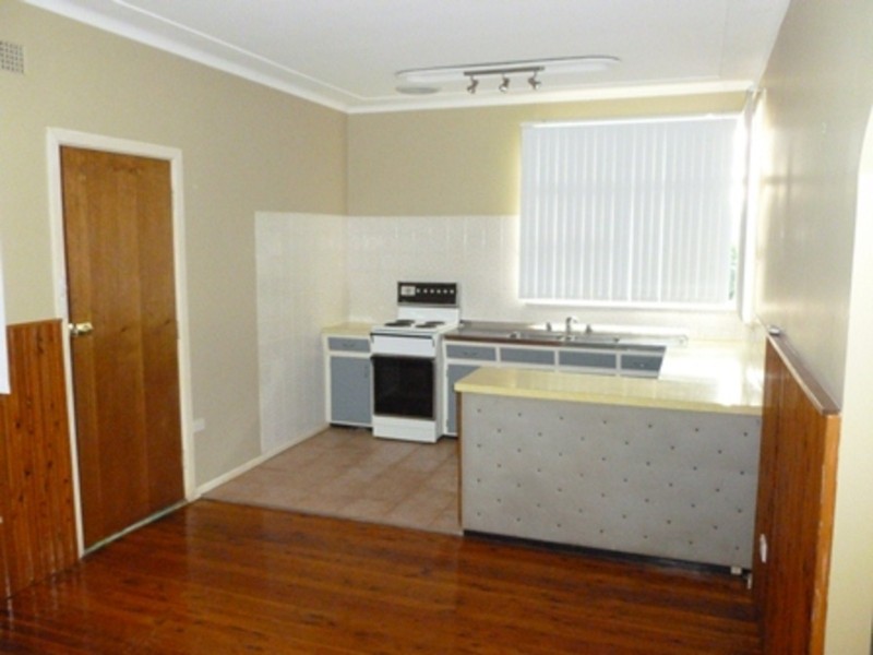 8 Coveny Street, Doonside NSW 2767