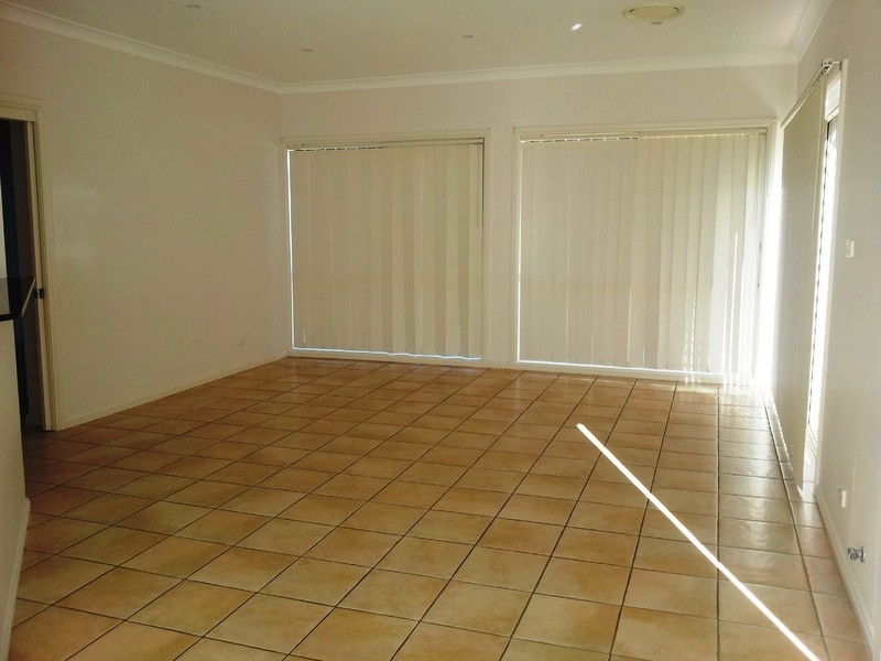 61 Farnham Road, Quakers Hill NSW 2763
