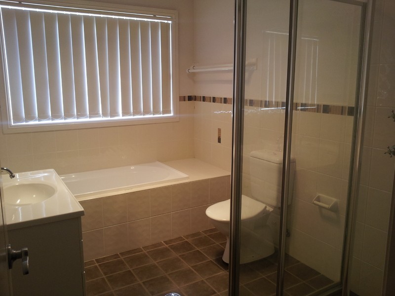 61 Farnham Road, Quakers Hill NSW 2763