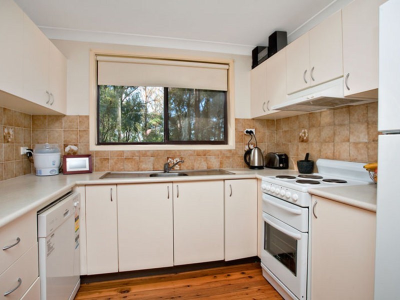 29 Alamar Crescent, Quakers Hill NSW 2763