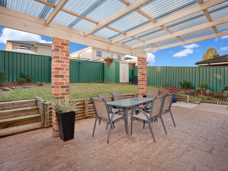 13b Kashmir Avenue, Quakers Hill NSW 2763