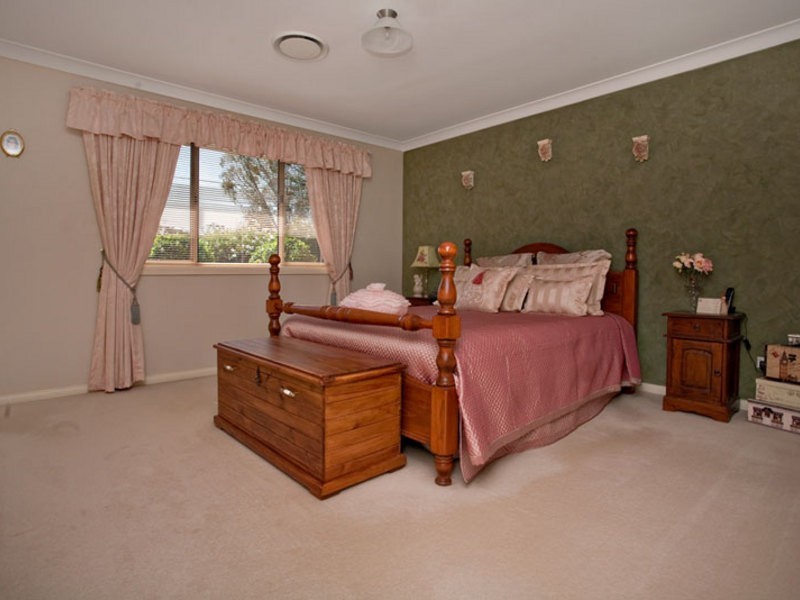 9 Woldhuis Street, Quakers Hill NSW 2763