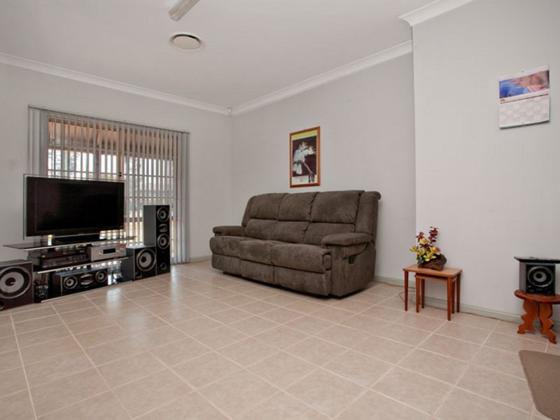 16 Pentland Street, Quakers Hill NSW 2763