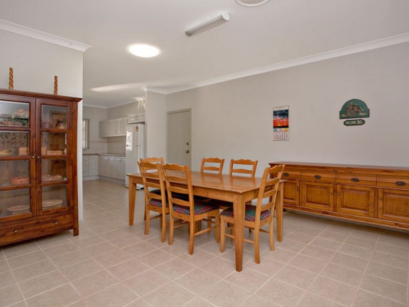 16 Pentland Street, Quakers Hill NSW 2763