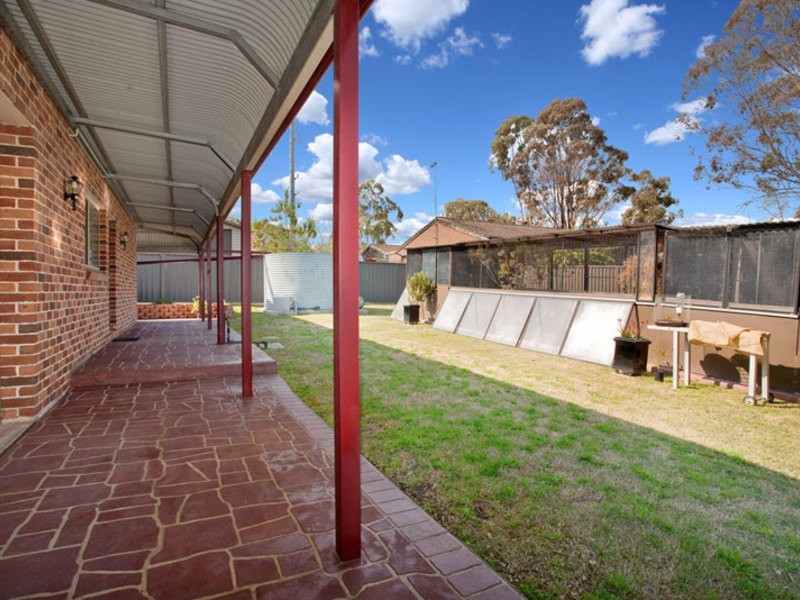 16 Pentland Street, Quakers Hill NSW 2763